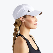 Load image into Gallery viewer, Classic Fitness Hat
